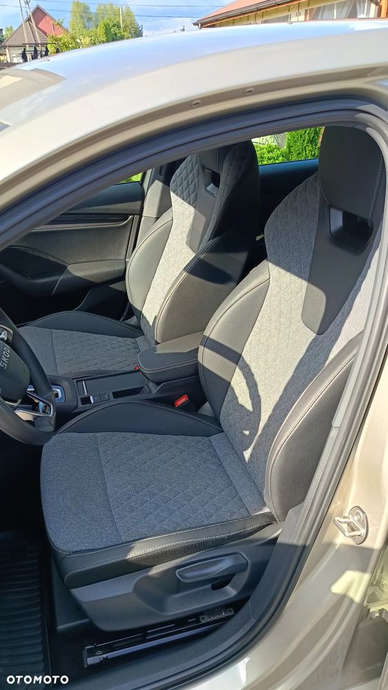 Skoda Octavia 1.5 TSI mHEV Sportline DSG - 15