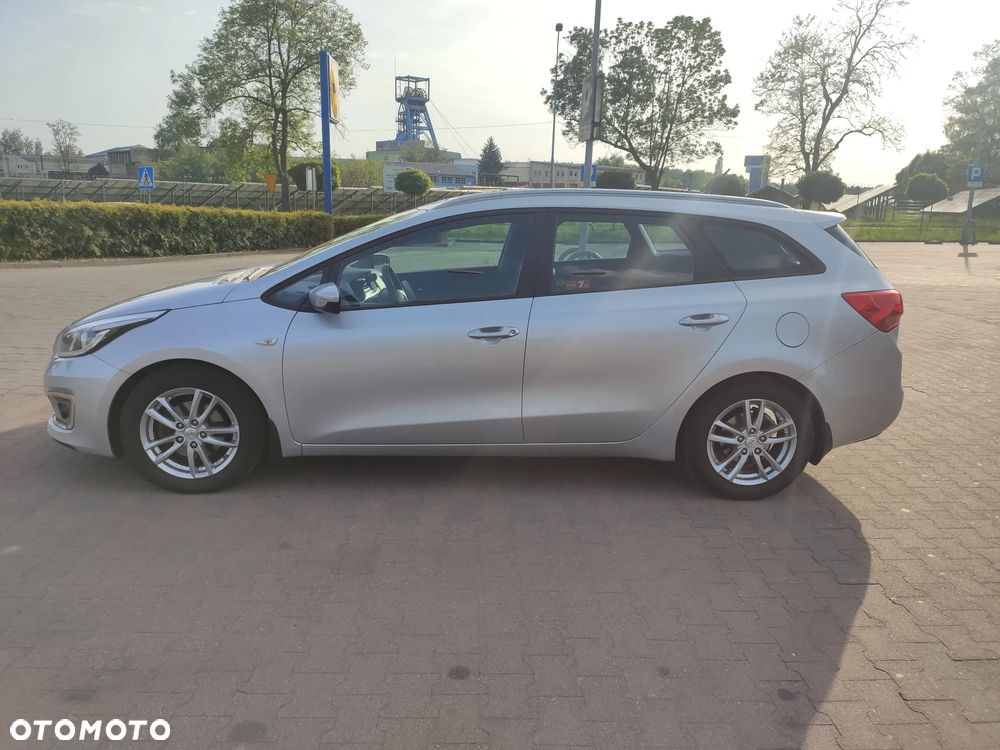 Kia Ceed 1.6 CRDi M - 2