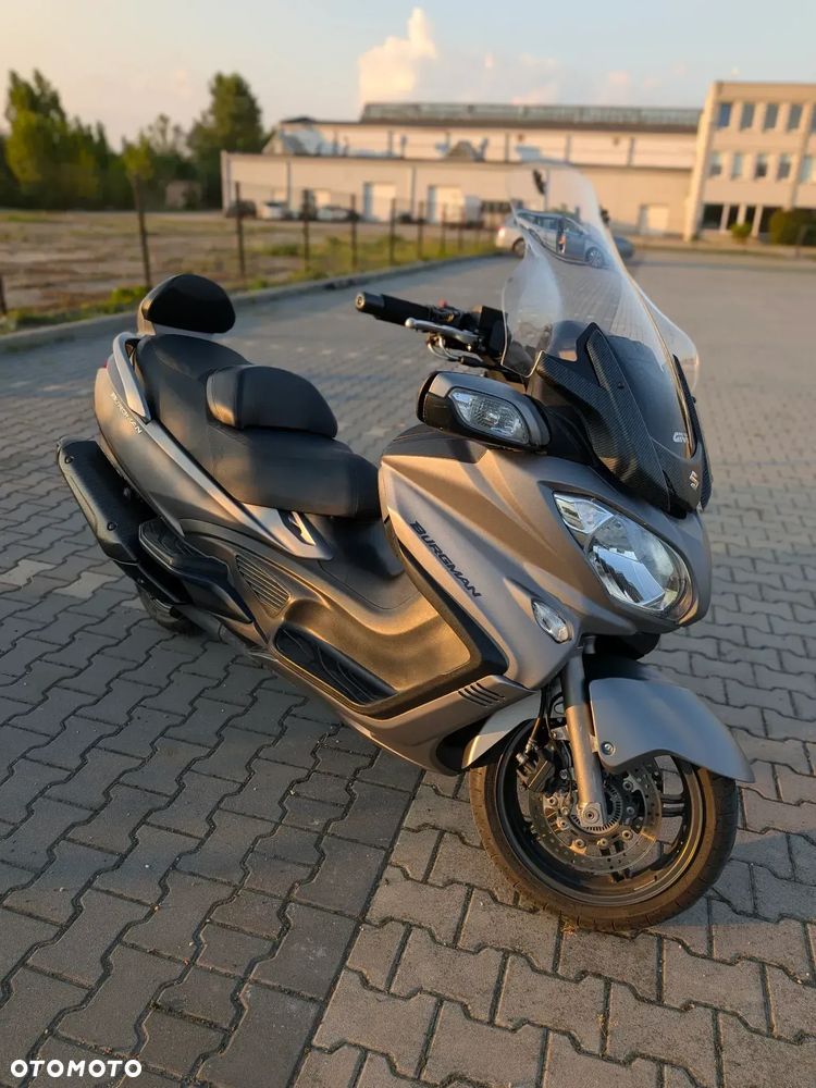 Suzuki Burgman - 3