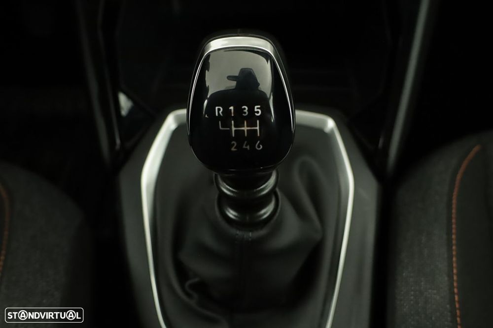 Peugeot 208 1.2 PureTech Style - 12