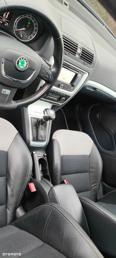 Skoda Octavia 2.0 TFSI RS DSG - 12