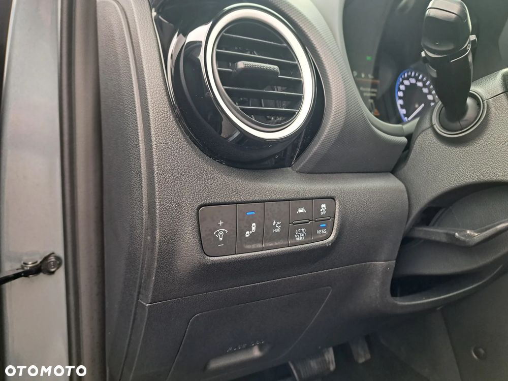 Hyundai Kona 1.6 GDI Hybrid Executive DCT - 28