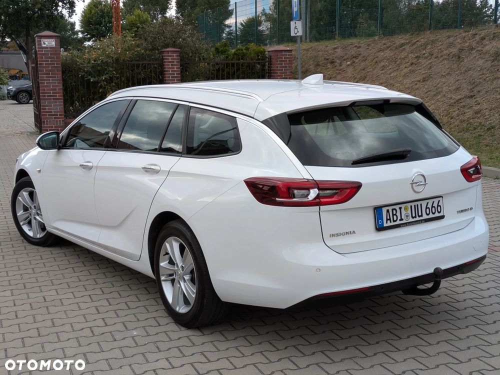 Opel Insignia 2.0 CDTI Exclusive S&S - 12
