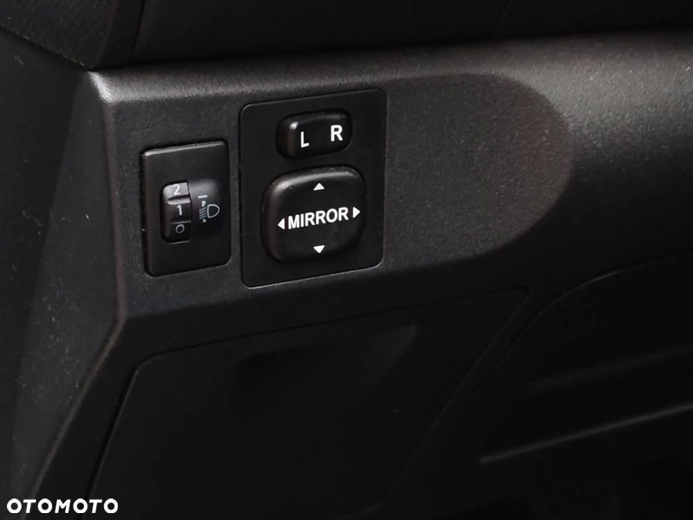 Toyota Yaris 1.3 Luna A/C - 25