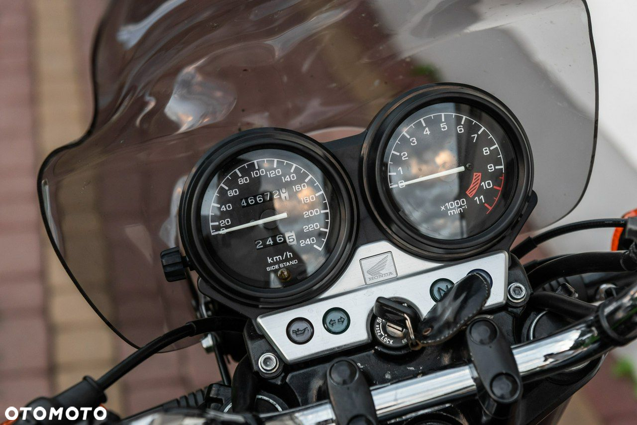 Honda CB - 9