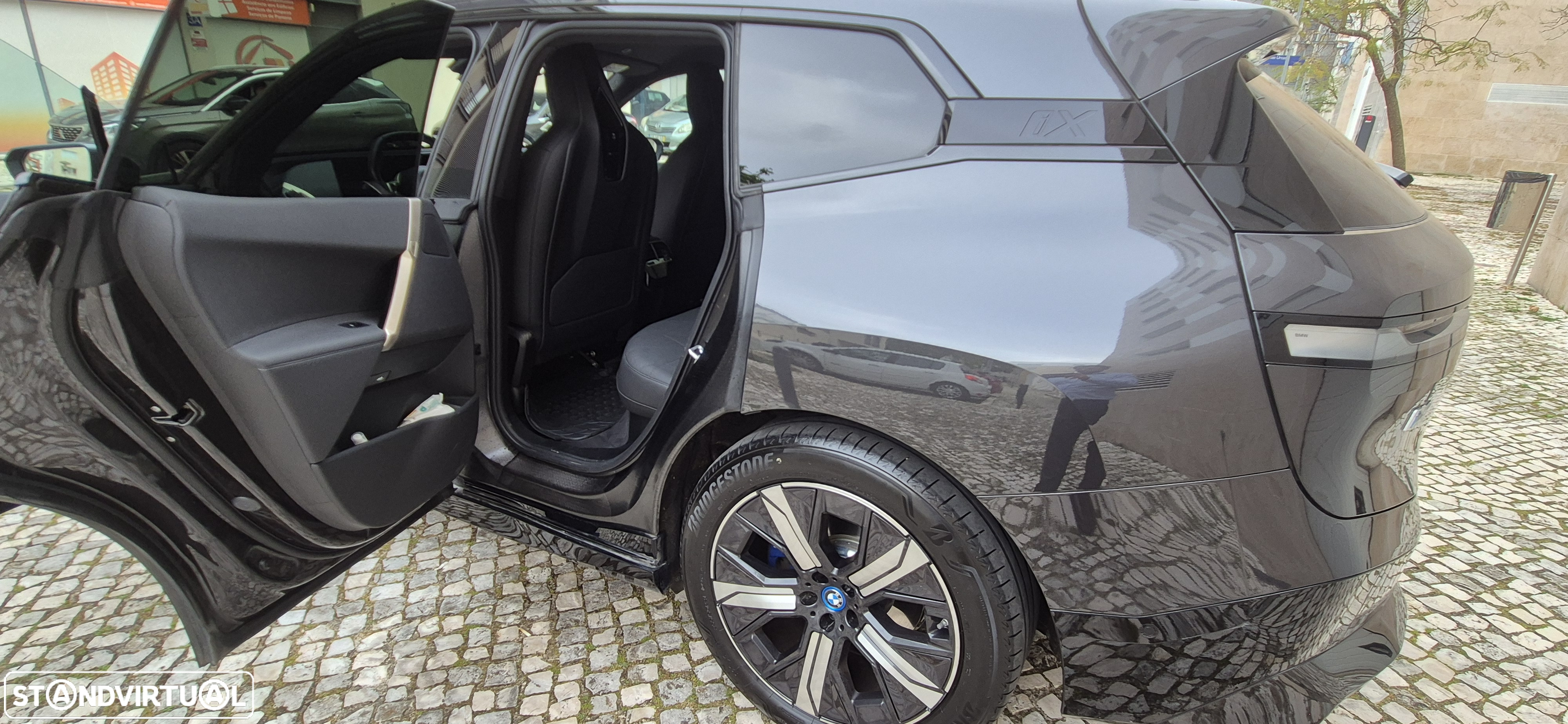BMW iX xDrive 40 Pack Desportivo - 10