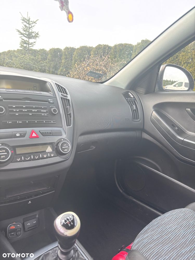 Kia Ceed 1.6 Crdi Comfort - 9