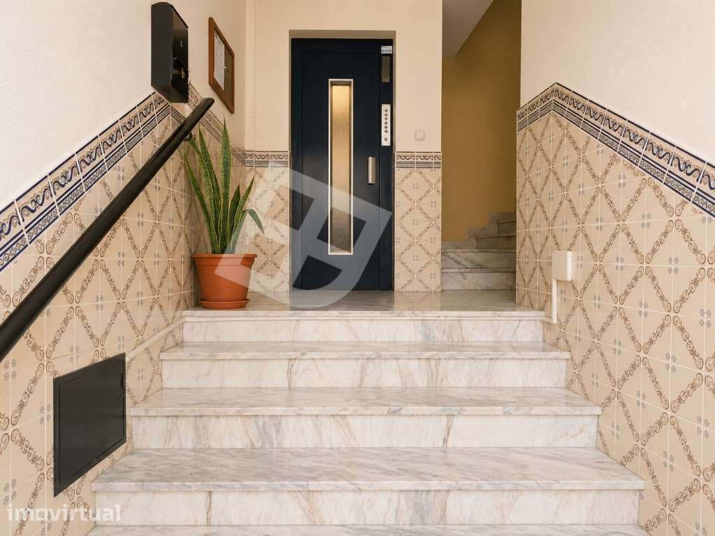 Apartamento T3+1 Duplex no Centro de Aveiro | Junto ao Glicínias - Grande imagem: 5/17
