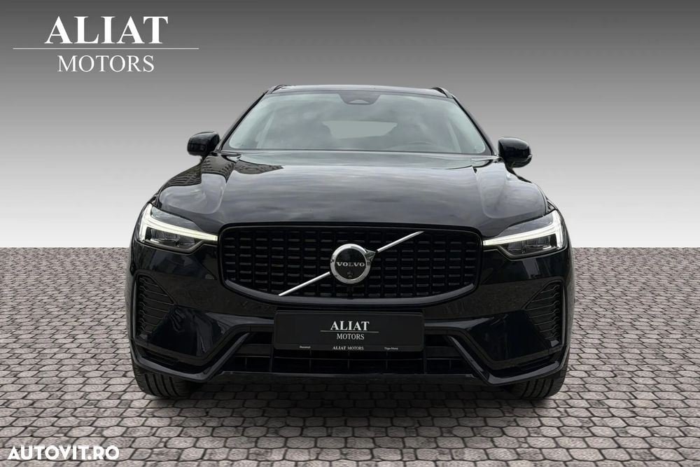 Volvo XC 60 B4 MHEV AT AWD Plus Dark - 4