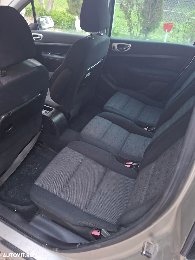 Peugeot 307 1.6HDi Confort - 5