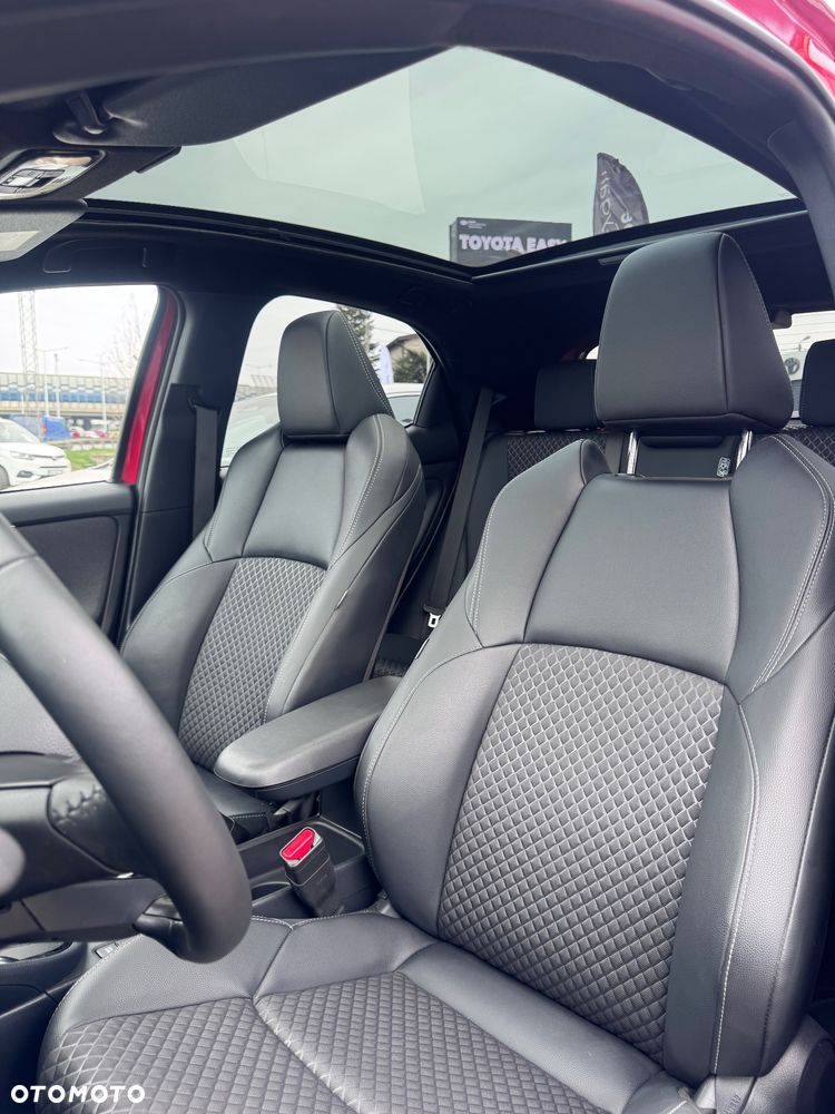 Toyota Yaris Hybrid 1.5 Premiere Edition - 17