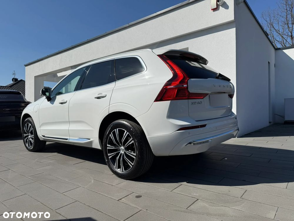 Volvo XC 60 T6 AWD Plug-in Hybrid Plus Bright - 16