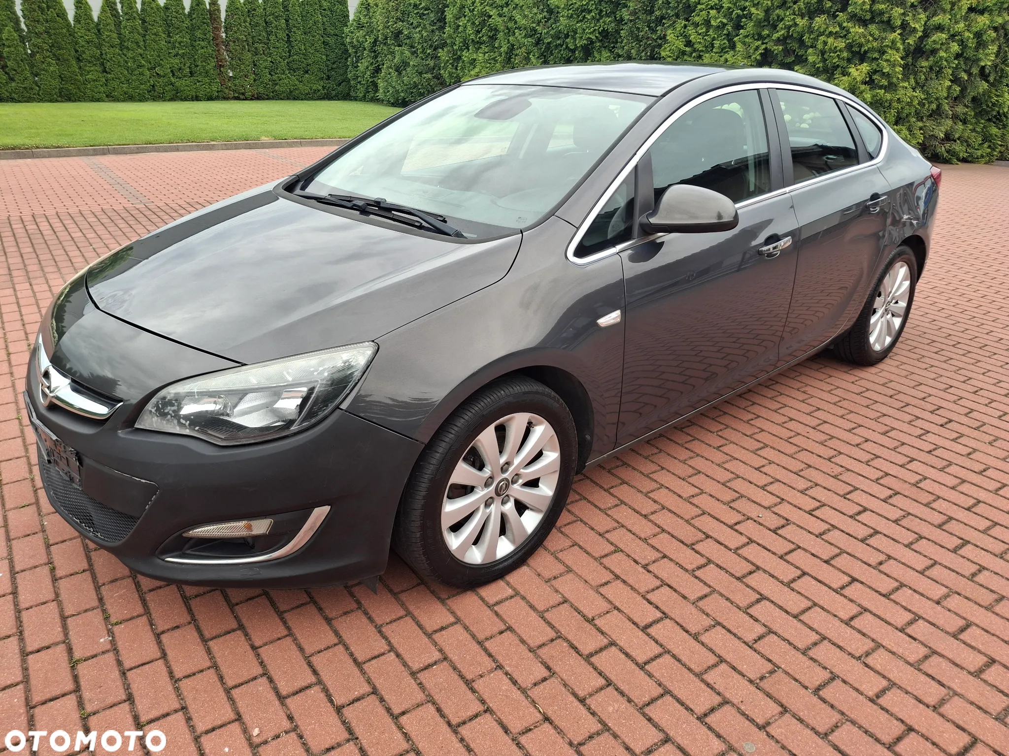 Opel Astra - 2