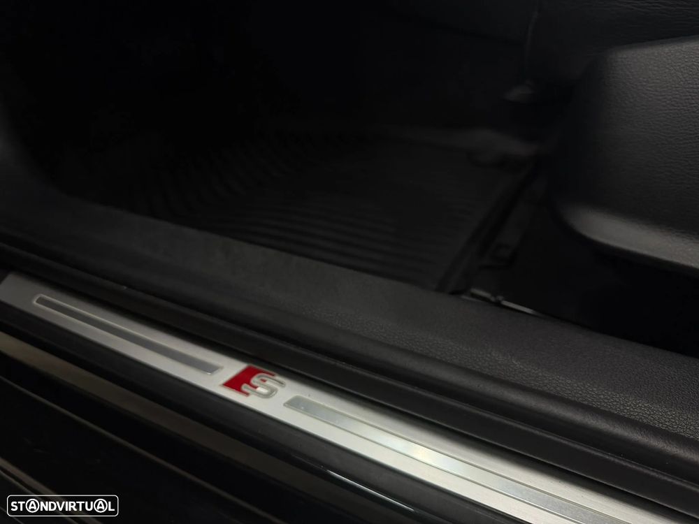Audi A4 Avant 2.0 TDI S-line S tronic - 33
