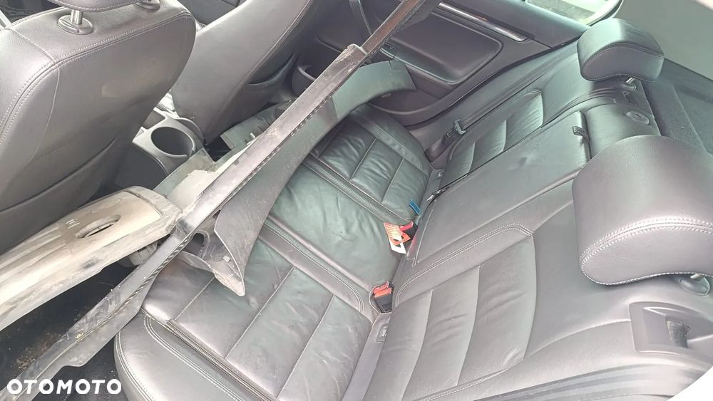 35501 Volkswagen golf V 2.0 TDI BKD 140 km na części skrzynia KNS lakier LA7W - 19