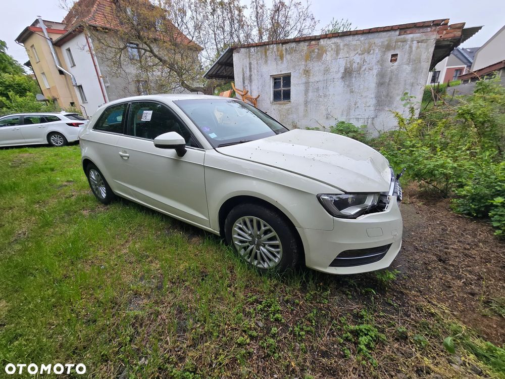 Audi A3 3-drzwiowe 1.4T FSI Attraction - 5