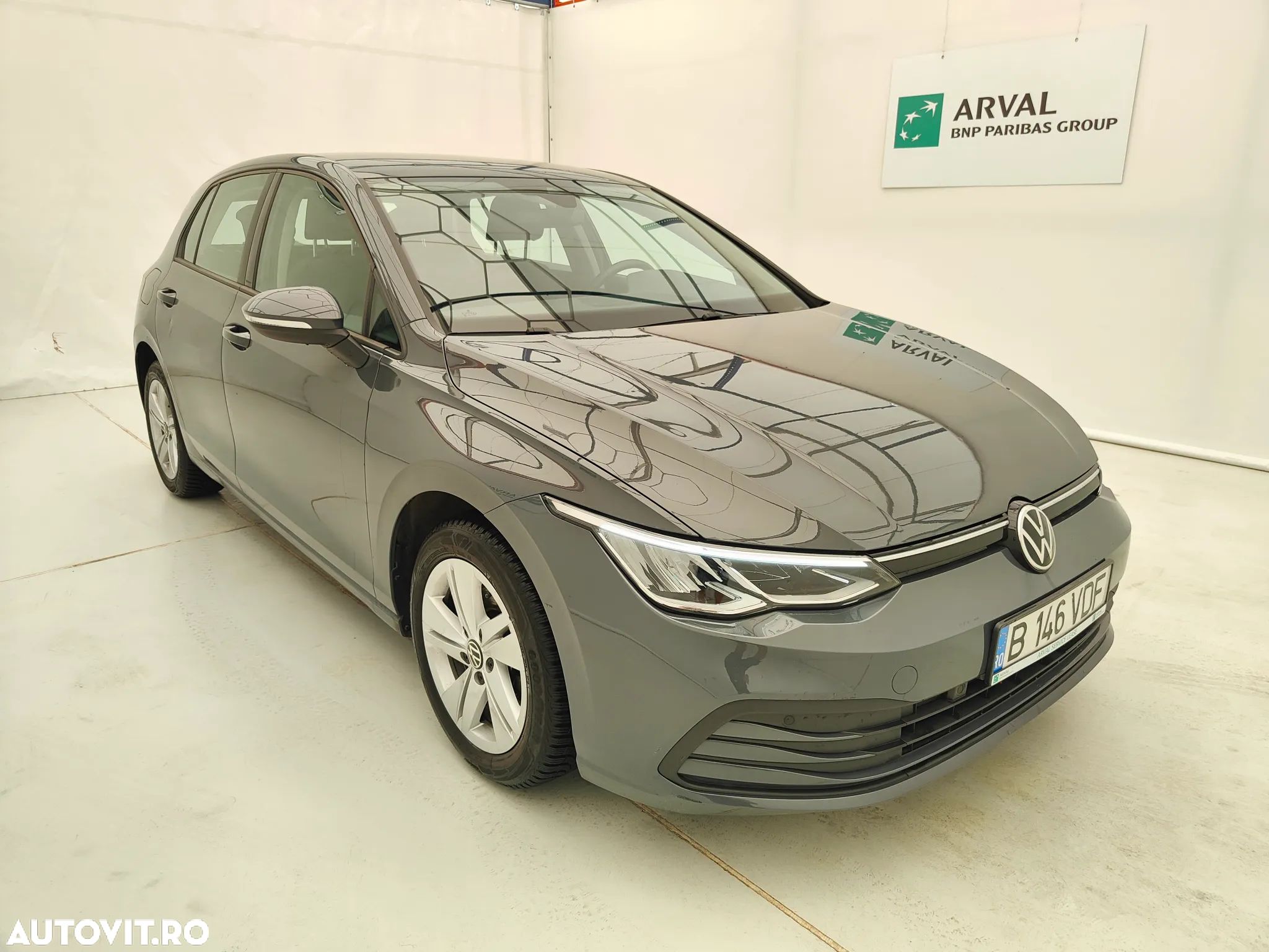 Volkswagen Golf 2.0 TDI Life - 1