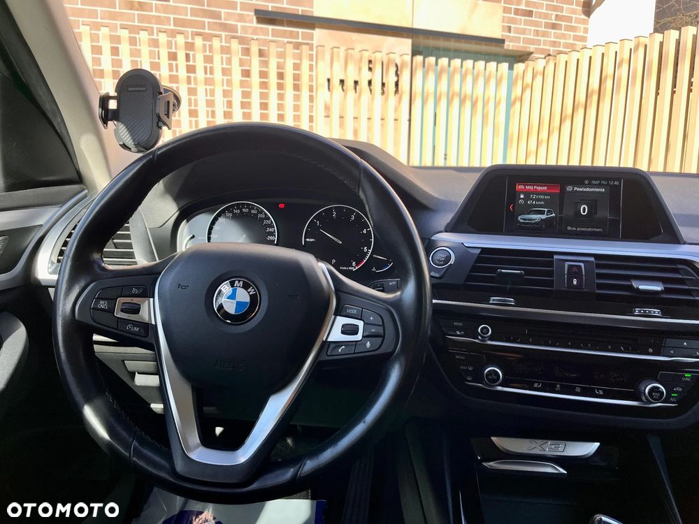 BMW X3 sDrive18d - 10