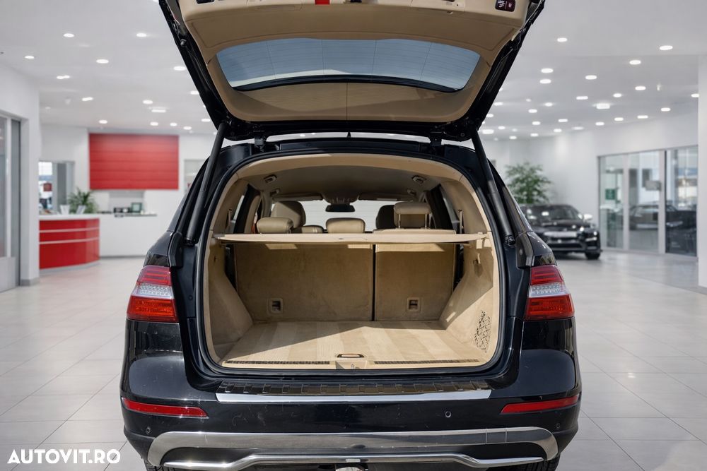 Mercedes-Benz ML - 12