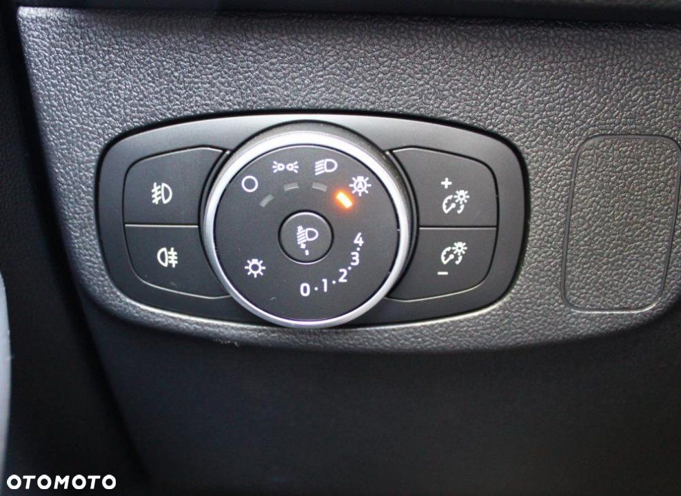 Ford Focus - 13