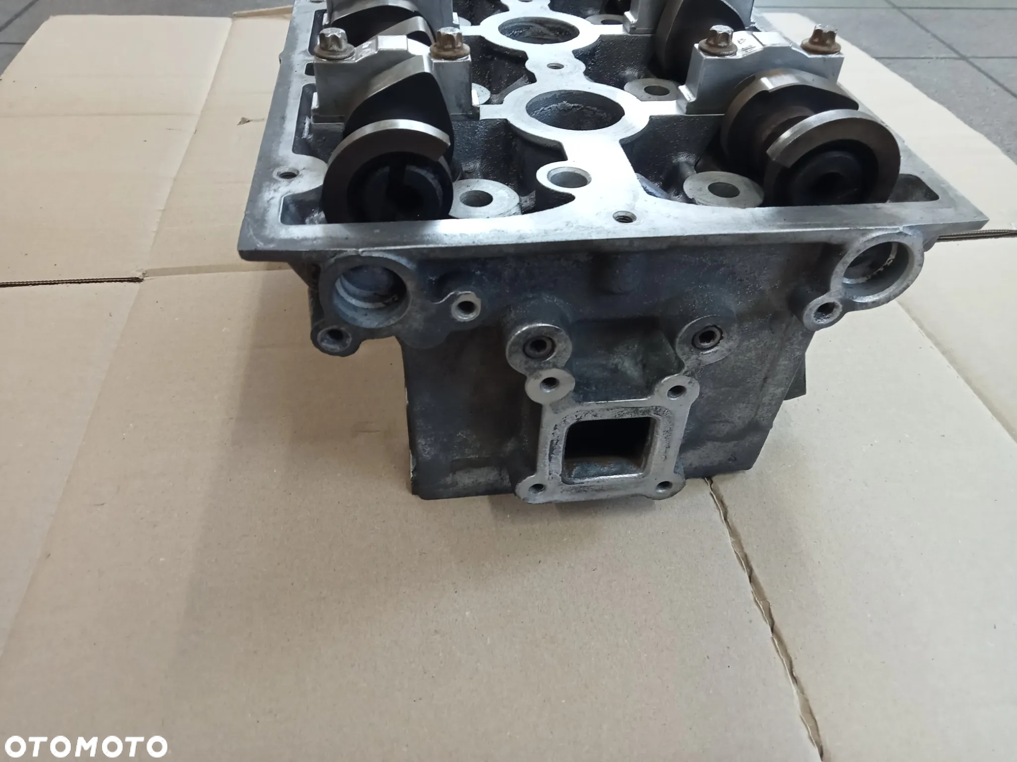 głowica zafira b insignia 1.8 16v z18xer 55568363 po regeneracji - 5