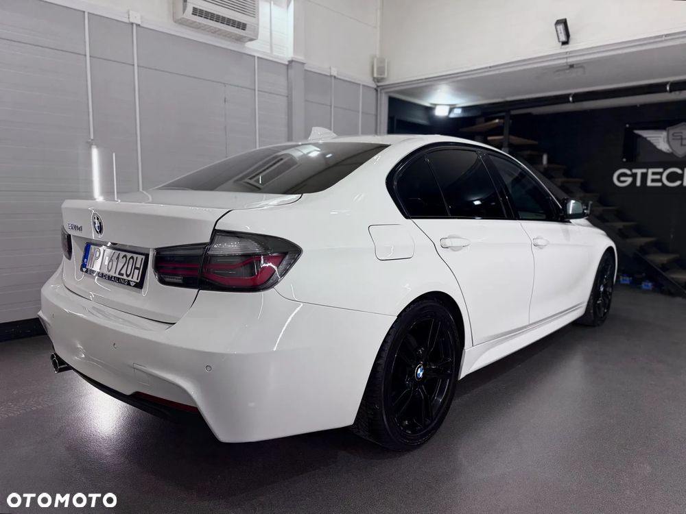 BMW Seria 3 320d M Sport - 4