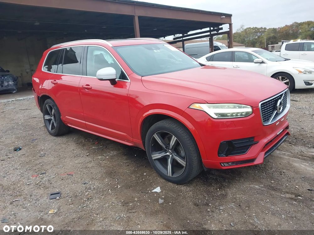 Volvo XC 90 - 1