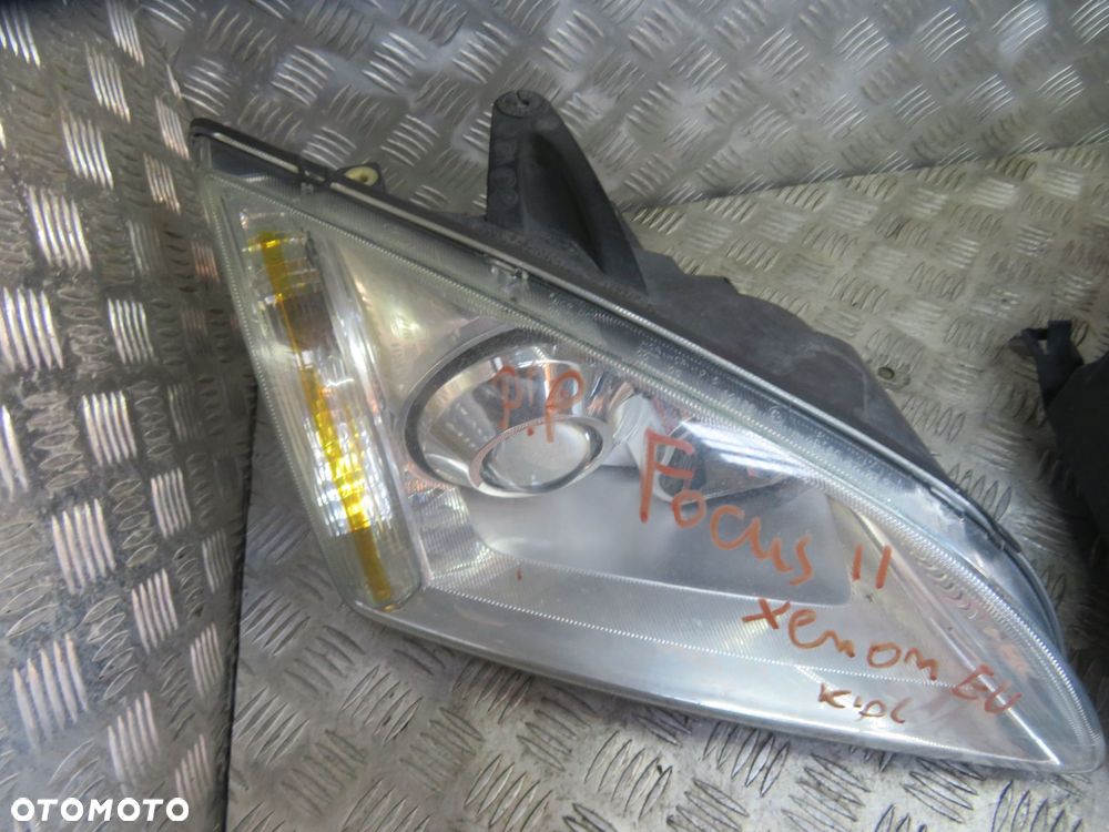LAMPA PRZEDNIA PRAWA FOCUS II MK2 XENON EU FORD 2004-2008 - 1