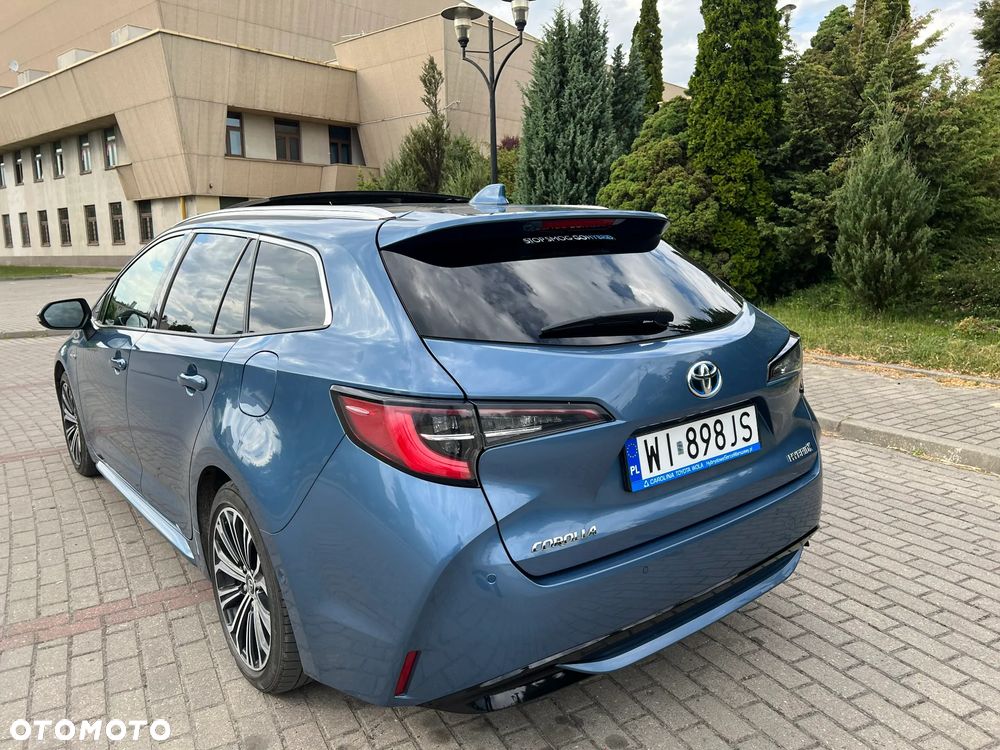 Toyota Corolla 2.0 Hybrid Executive - 13