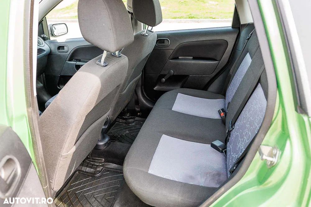 Ford Fiesta 1.3i Comfort - 6