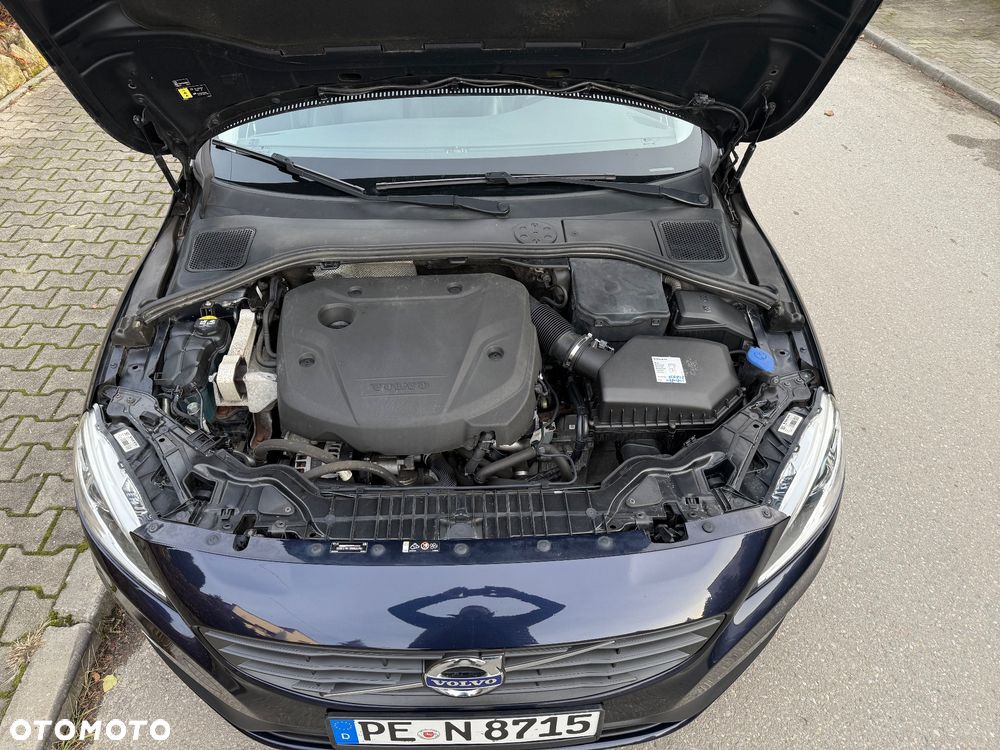 Volvo V60 D3 Summum - 13