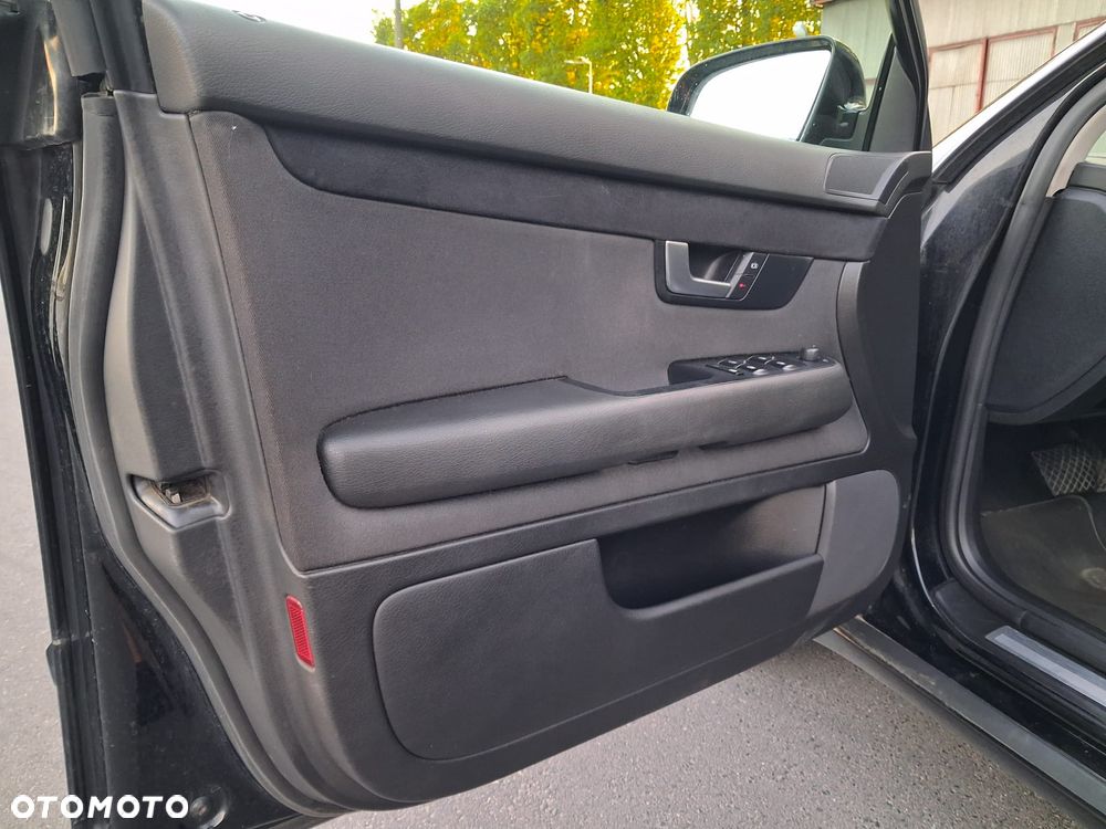Audi A4 Avant 2.0 TDI Multitronic - 22
