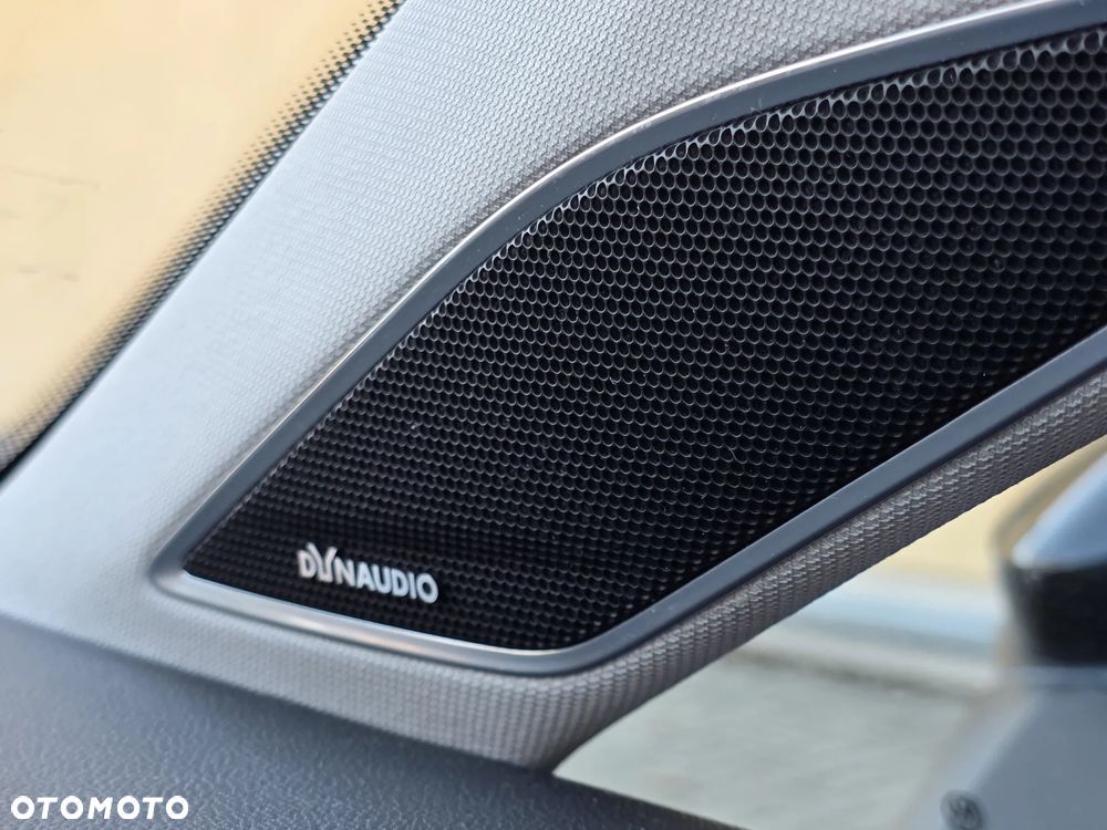 Volkswagen Golf Variant 2.0 TDI (BlueMotion Technology) DSG Highline - 31