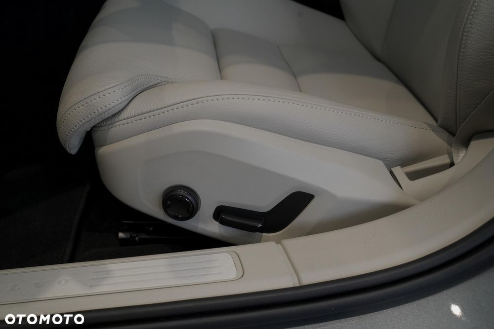 Volvo V60 B4 B Plus Bright - 10