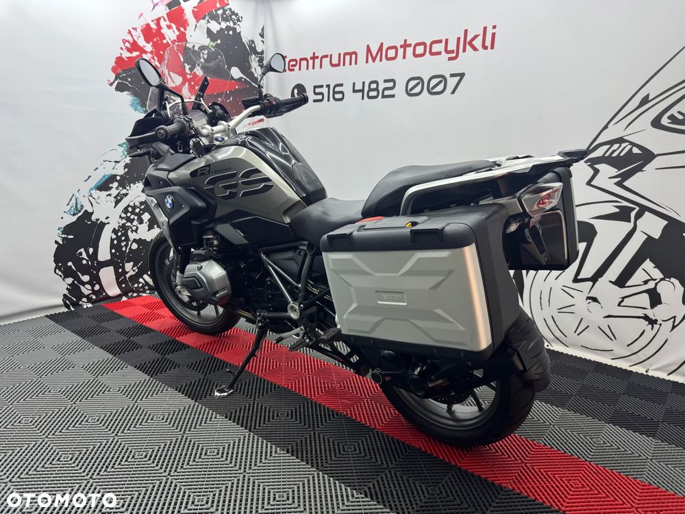 BMW R - 6