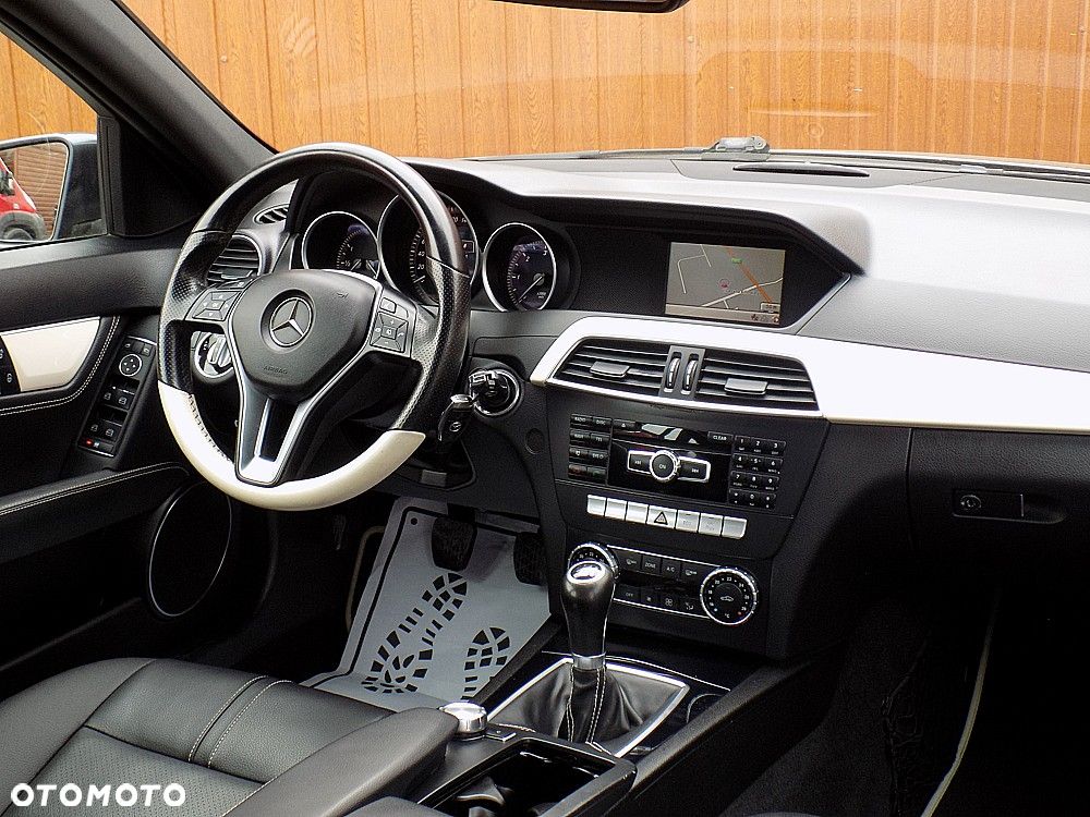 Mercedes-Benz Klasa C 200 CDI DPF (BlueEFFICIENCY) - 17