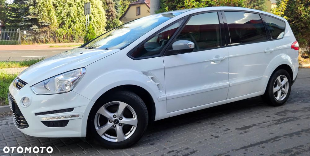 Ford S-Max 2011 photo 4