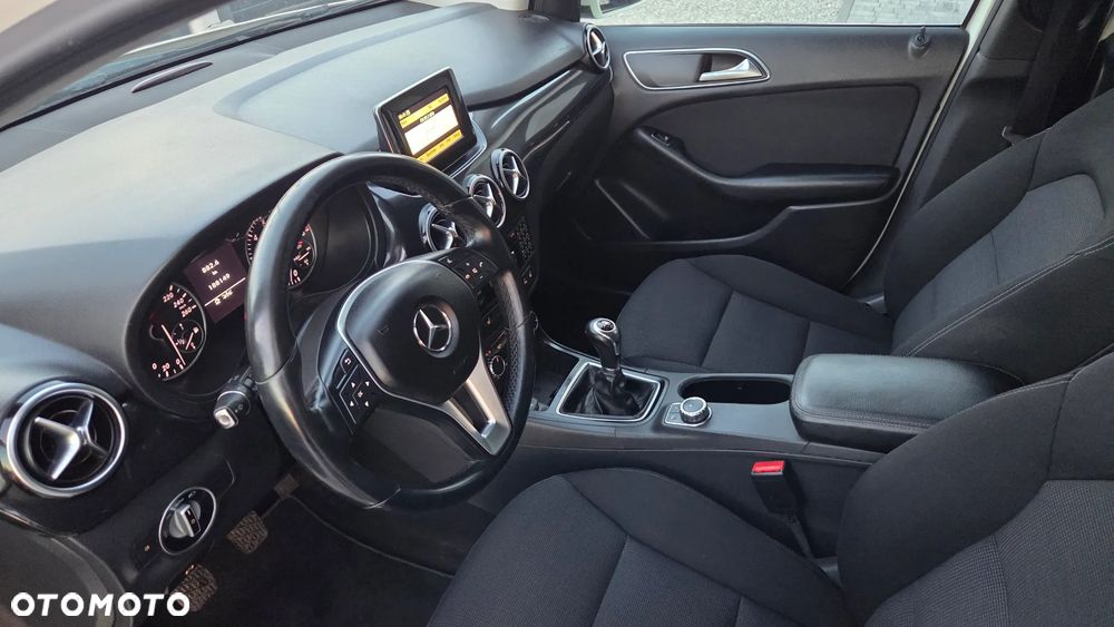 Mercedes-Benz Klasa B 180 (BlueEFFICIENCY) - 5