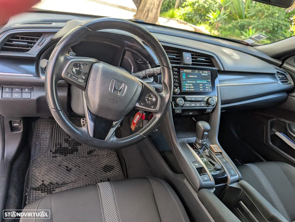 Honda Civic 1.0 i-VTEC Elegance Navi CVT - 5
