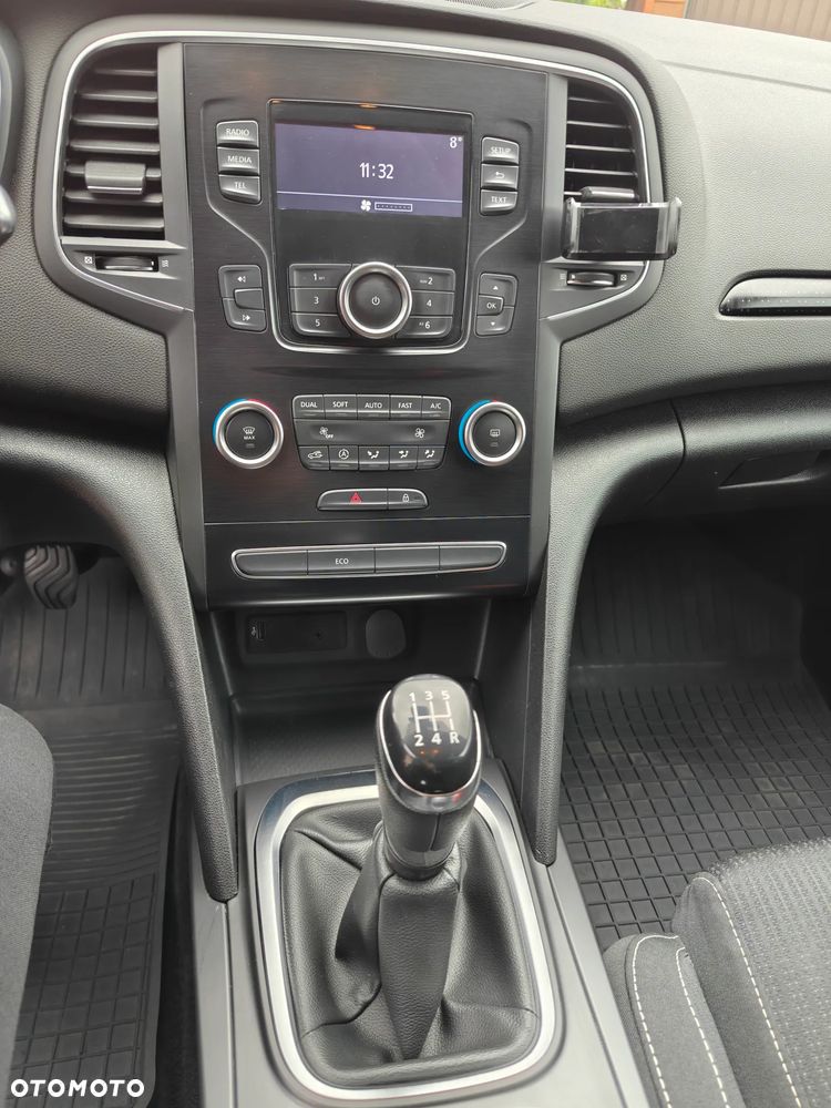 Renault Megane 1.6 SCe Life - 7