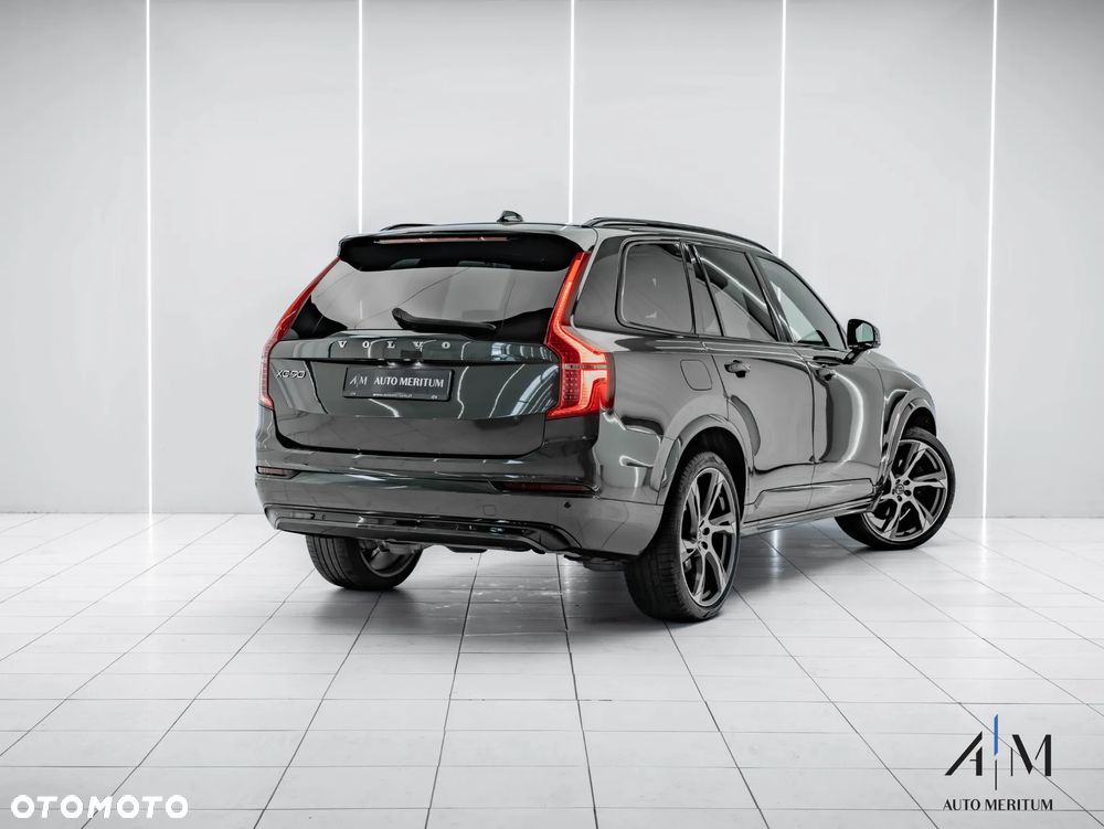 Volvo XC 90 B5 D AWD Ultimate Dark - 4