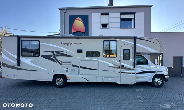 Ford KAMPER MODEL: F 450, DMC 6577 KG