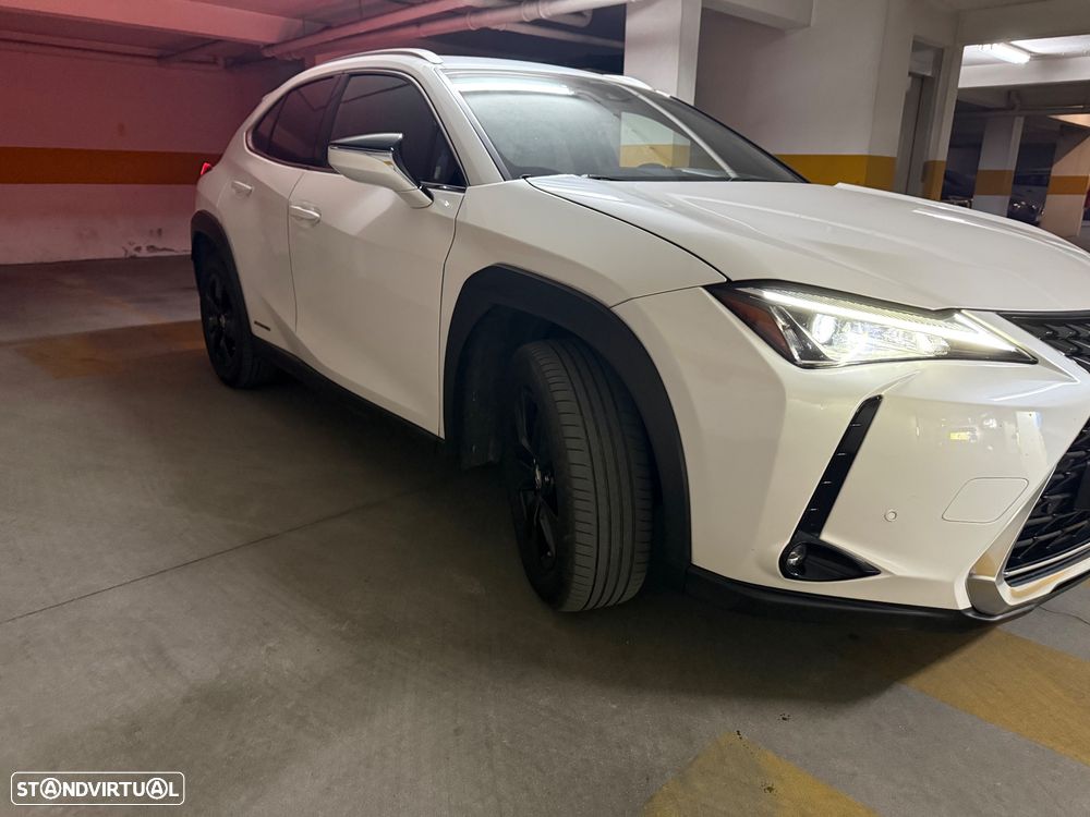 Lexus UX 250h Executive+ - 4