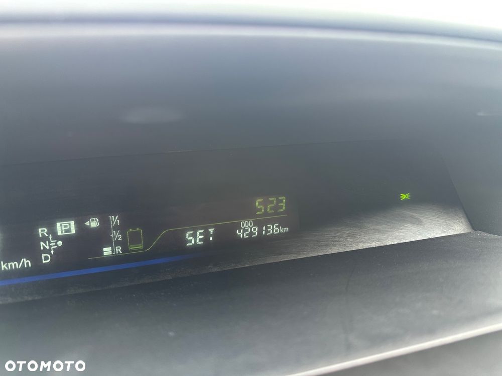 Toyota Prius+ (Hybrid) Life - 15