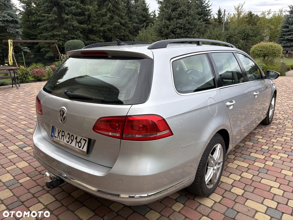 Volkswagen Passat 2.0 TDI DPF Highline - 8
