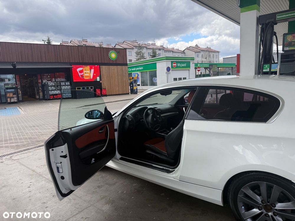 BMW Seria 1 123d - 15
