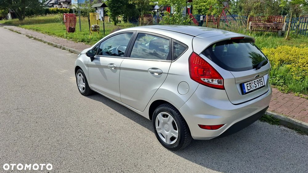 Ford Fiesta 1.25 Champions Edition - 9