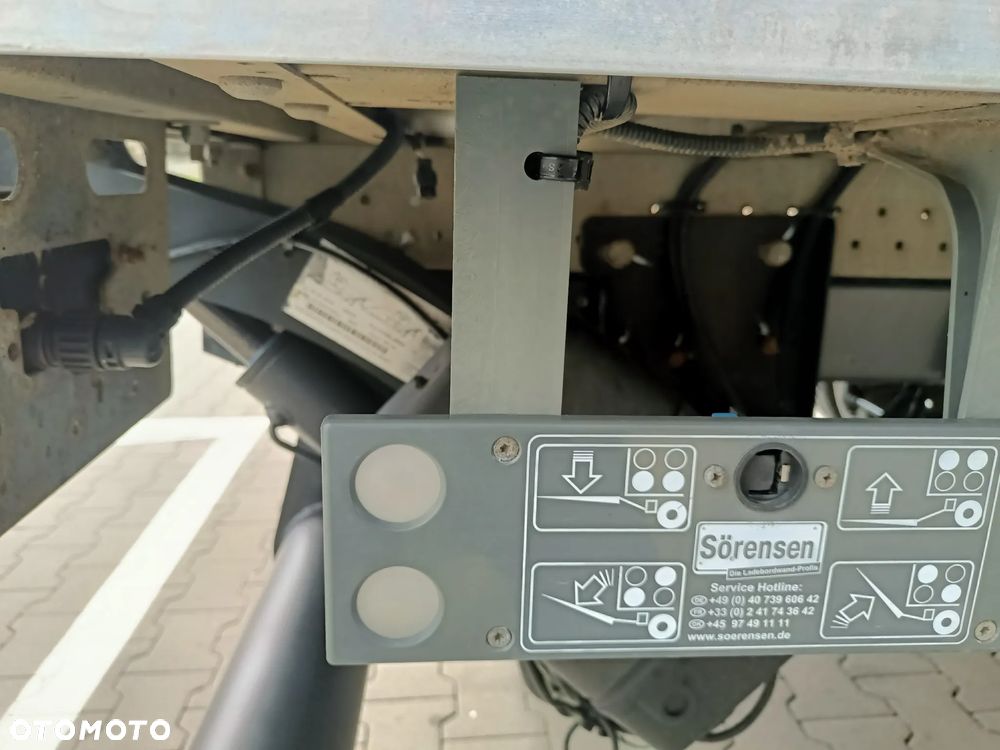 Iveco 35C16 POWER 160KM KONTENER WINDA 750Kg - 13