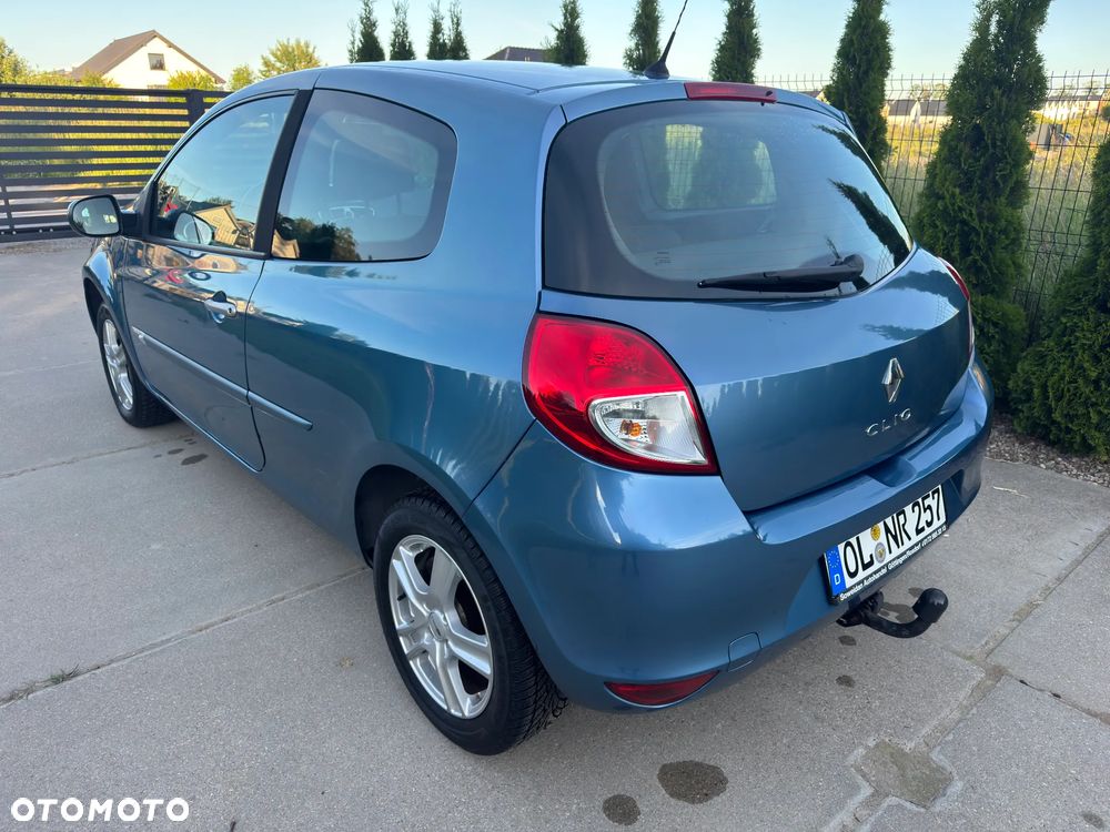 Renault Clio - 3