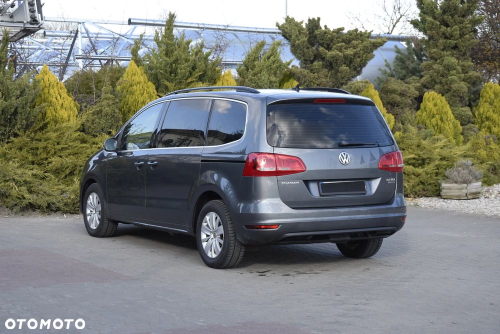 Volkswagen Sharan 2.0 TDI BMT Trendline DSG - 10